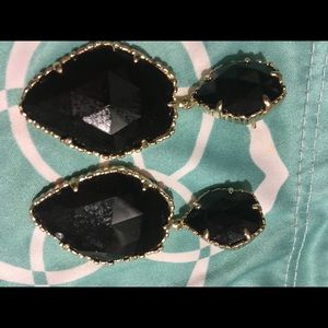 🎉🎉gorgeous Kendra Scott black earrings.